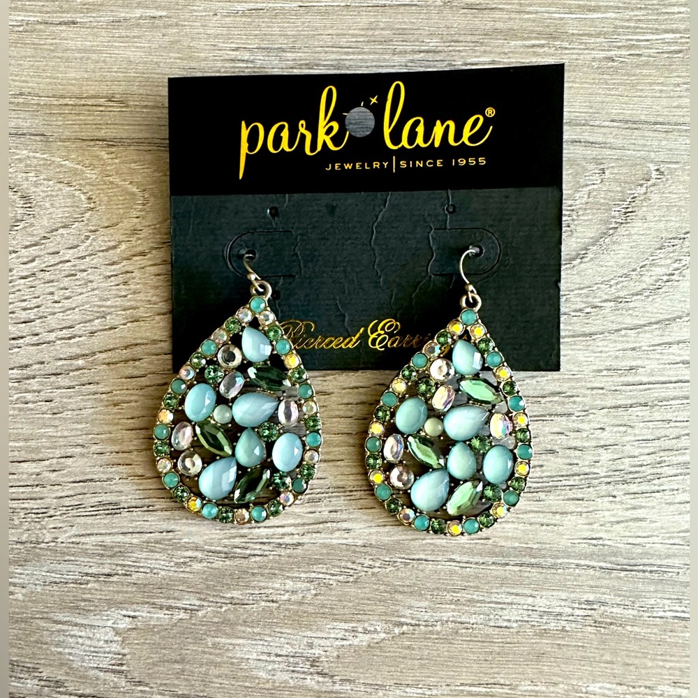 Parklane teardrop earrings